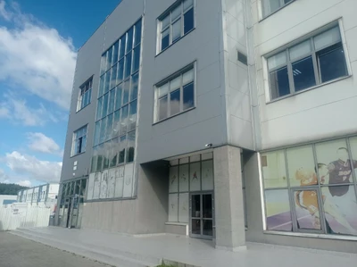 Обучение спортивному плаванию детей и взрослых (Бассейн)