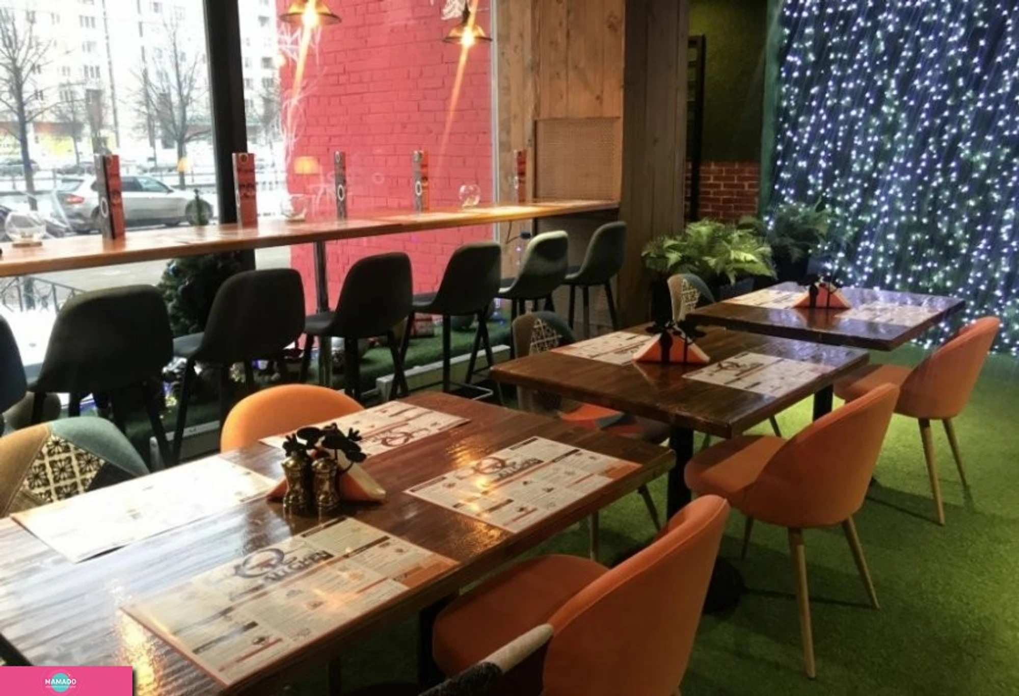 IQ Family Kitchen, "АйКью Фэмили Китчен", семейный ресторан с детской комнатой на Просвещения, СПб 