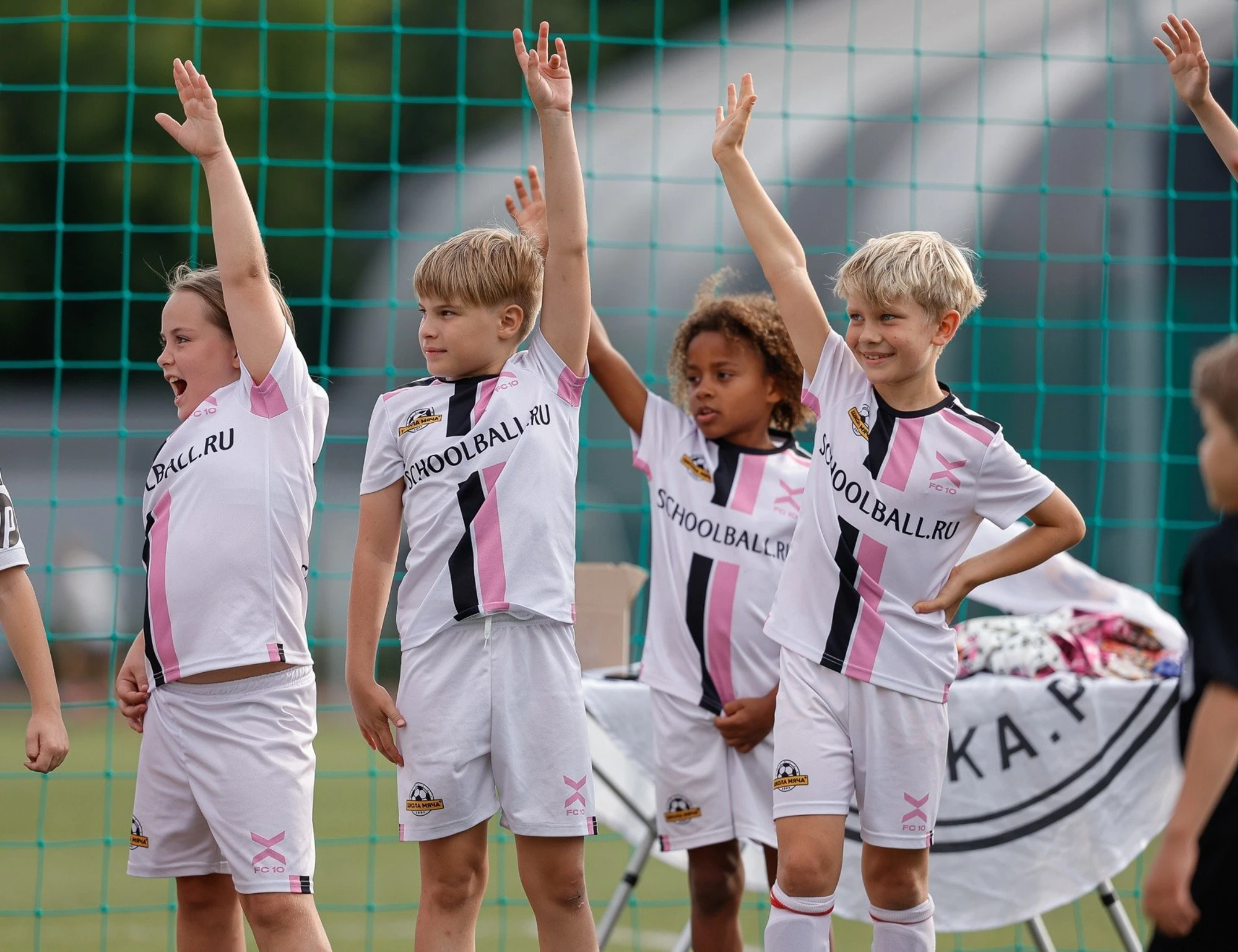 Школа мяча Люберцы - футбольная школа для детей от 4 до 14 лет