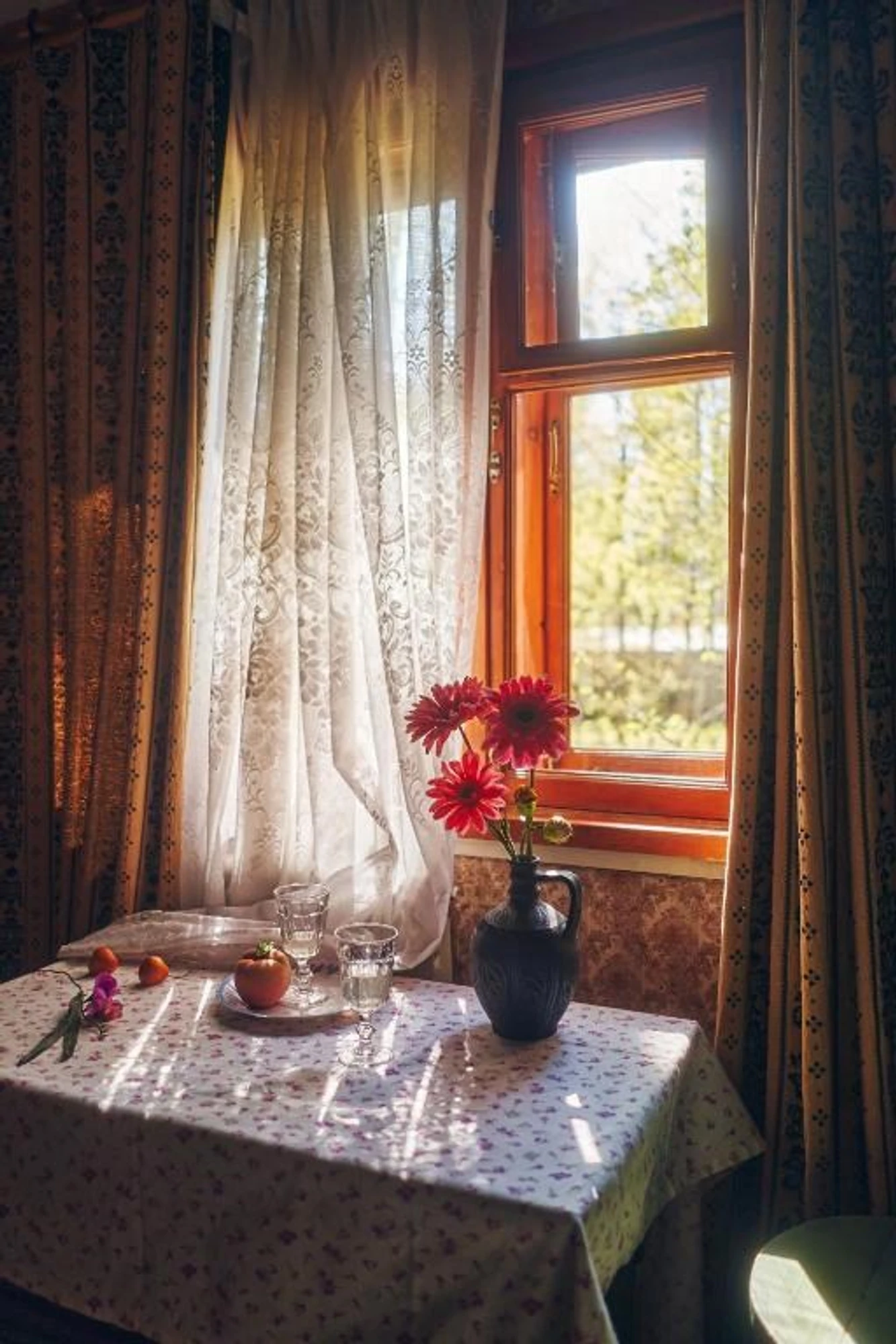 "Чеховская Дача" в шале-отеле "Таёжные дачи"