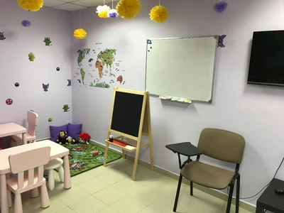 Центр Языкового Образования LinguaHouse (Курсы иностранных языков)