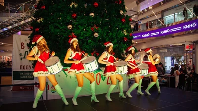 Новогодние праздники в ТРК "Питер Радуга"