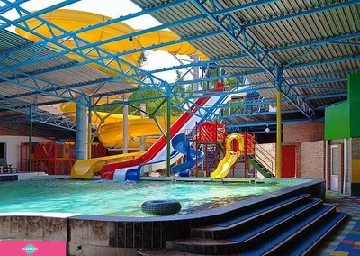Water Land ("Вотэр Лэнд"), открытый аквапарк на Зеленом острове, Ростов-на-Дону 