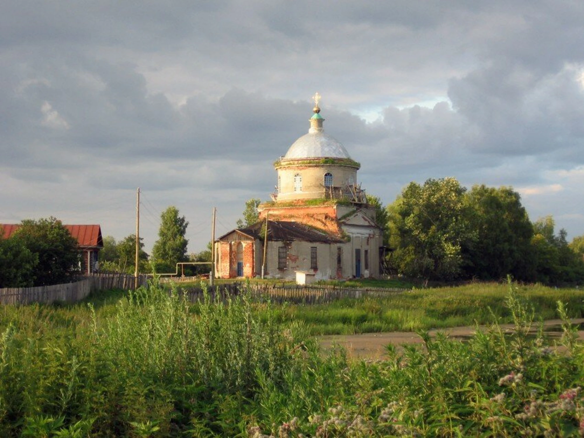 Церковь Покрова Пресвятой Богородицы в Поздняково (Православный храм)