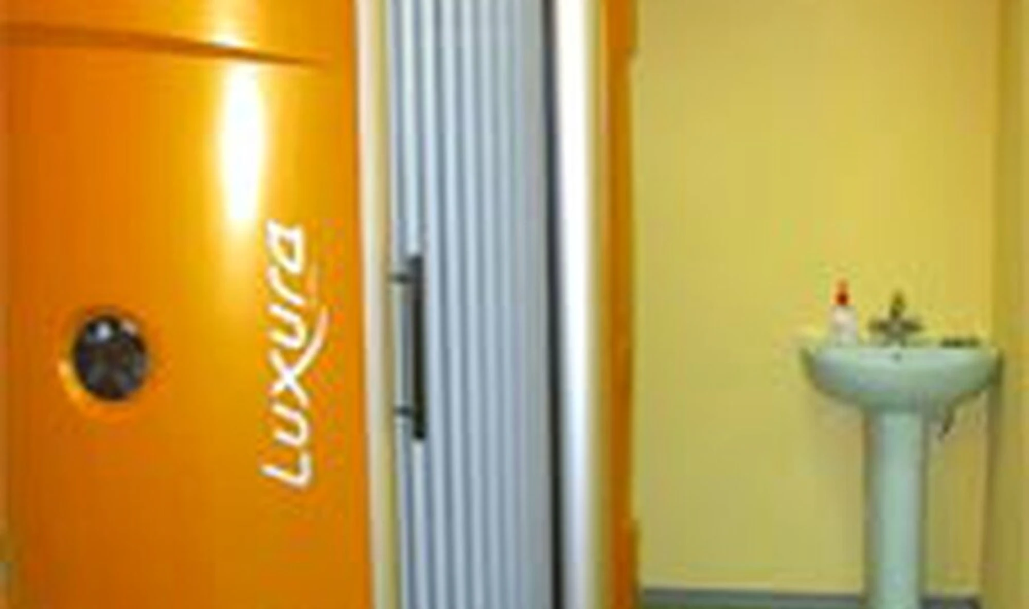 Акварель (Салон красоты )