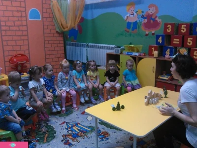 "Друзята", частный детский сад-ясли для детей 1-4 лет на улице Шелковой, Красноярск 