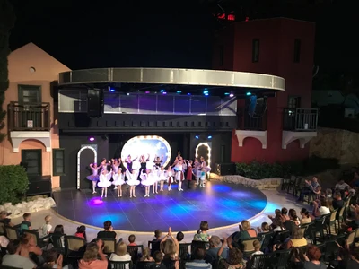 Дуэт (Школа танцев)