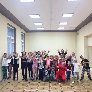 Wi Fly (Школа танцев)