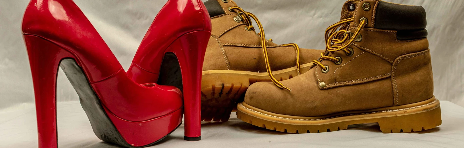 Туфли, кроссовки, балетки: как обувь раскрывает вашу личность