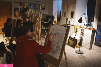 "Триарс", школа рисования и художественного мастерства для подростков от 15 лет и взрослых, Казань