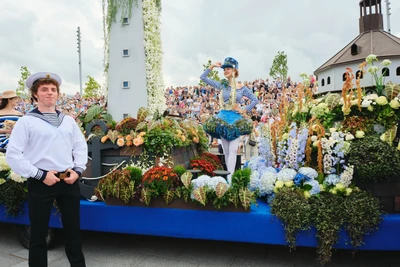 Международный фестиваль цветов в Петропавловской крепости