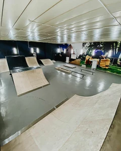 Velboy Skatepark (Спортивная база )