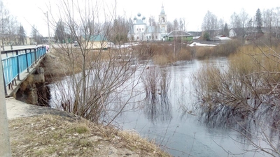 Церковь Николая Чудотворца в Кадые (Православный храм)