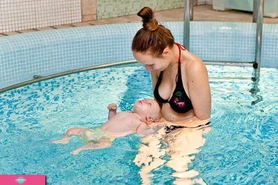 "Акватика", детский оздоровительный центр, занятия в бассейне для детей от рождения до 7 лет, Владивосток 