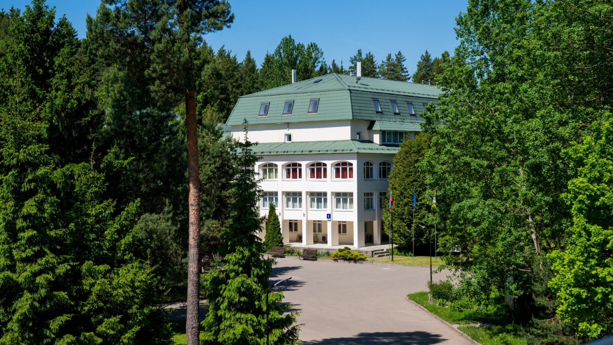 Атлас Парк Отель (Atlas Park Hotel), отель для отдыха с детьми, детский клуб, верховая езда