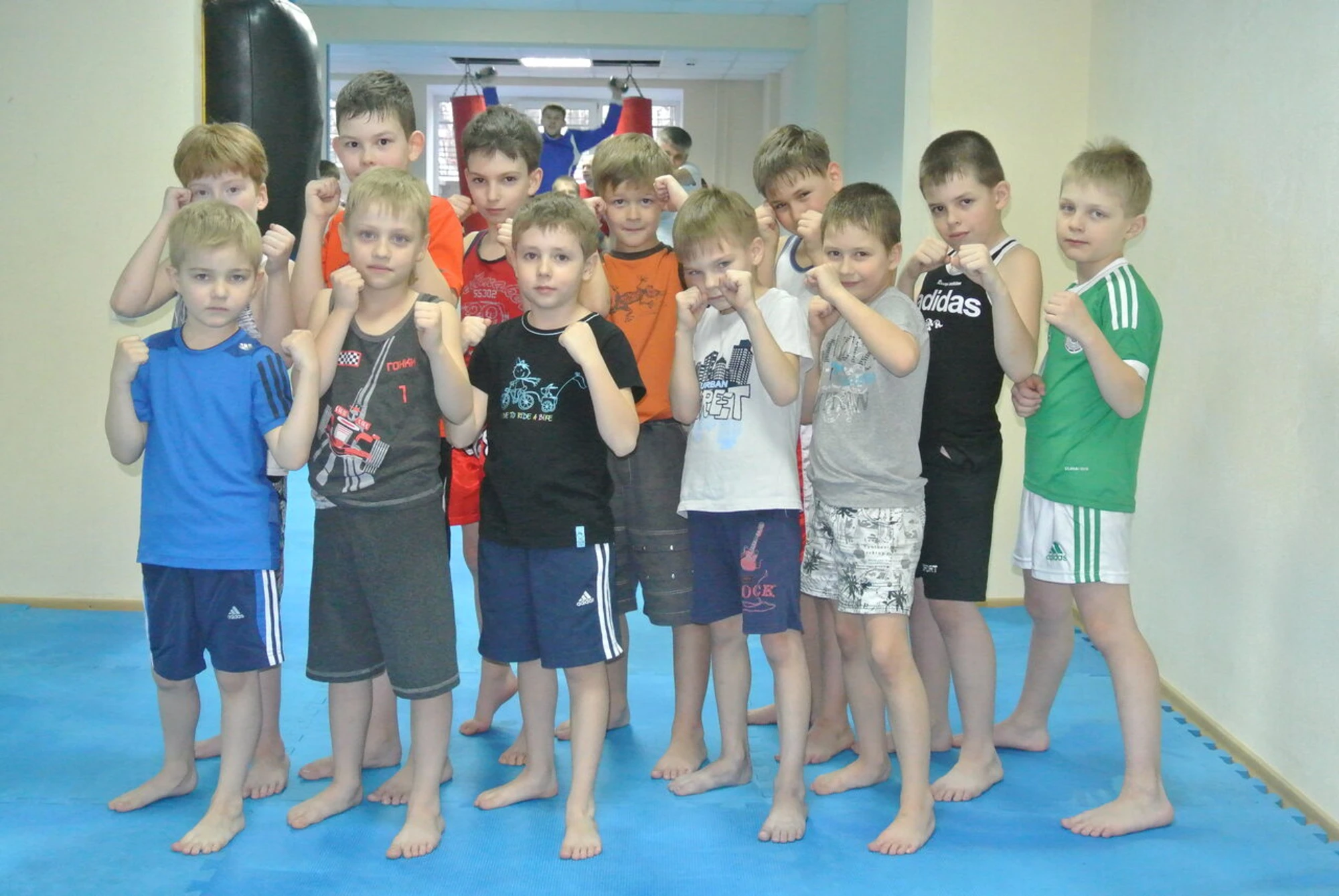 Академия бокса (Спортивный клуб, секция)