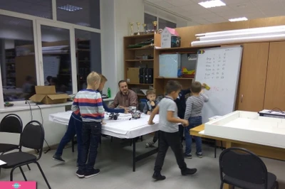 RobotLand на Петербургской, "Лаборатория робототехники", робототехника для детей от 5 до 15 лет, Казань