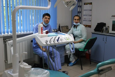 СтомКласс (Стоматологическая клиника)