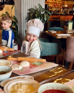 "Торт Наполеон", мастер-класс для детей в ресторане "Osteria Mario"