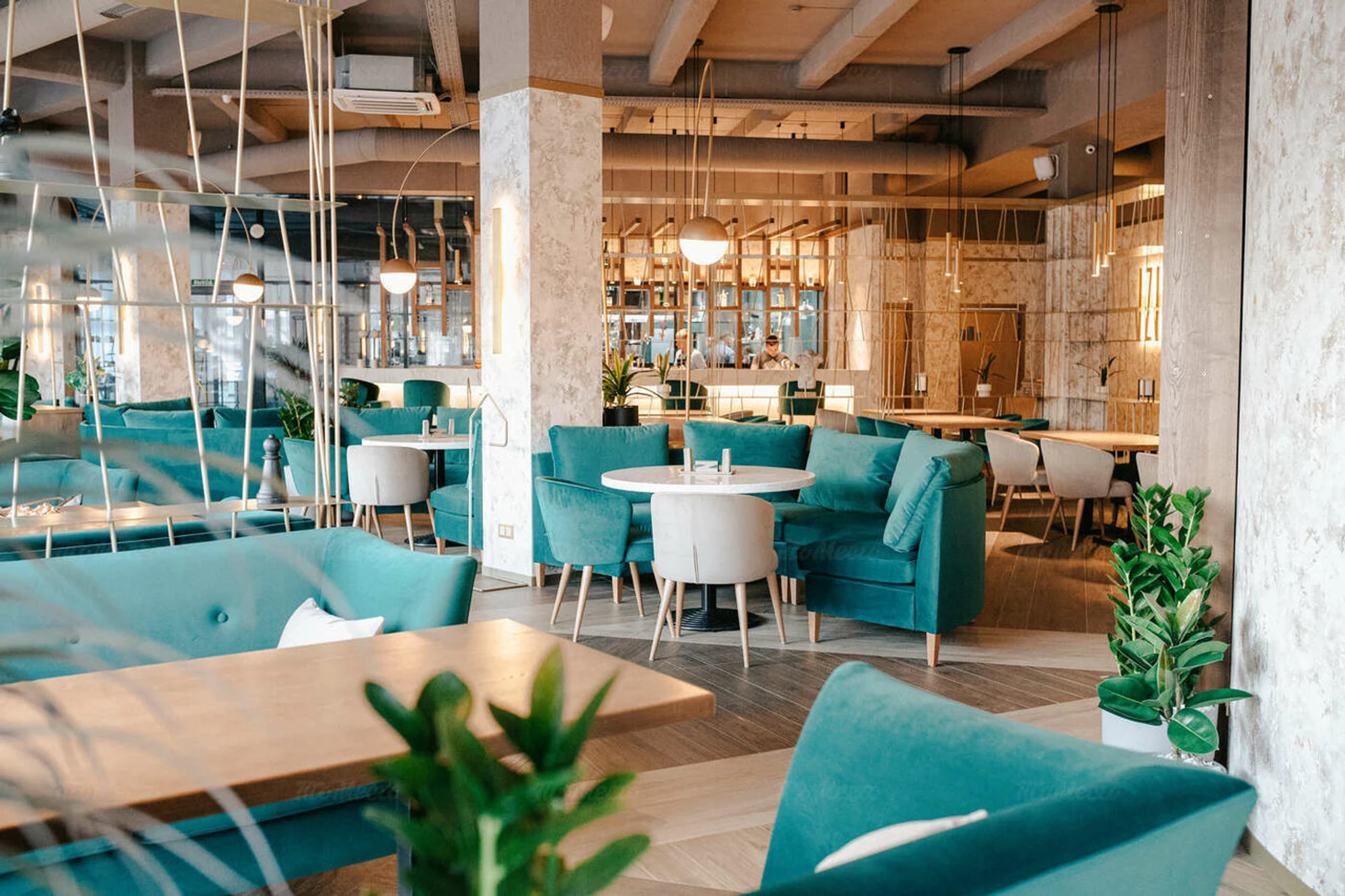 IZI kitchen, ресторан мультикультурной кухни