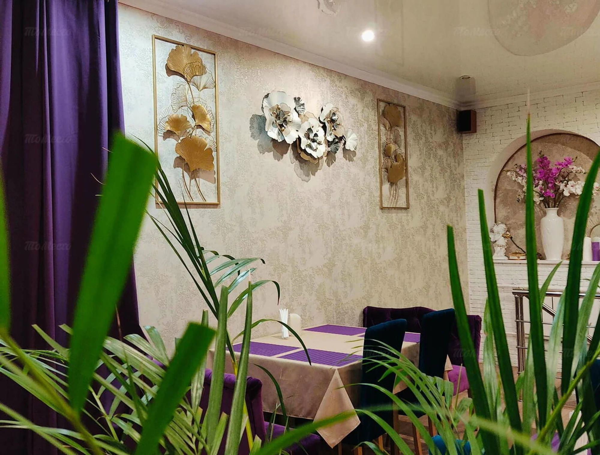 Белая Веранда (Ресторан )