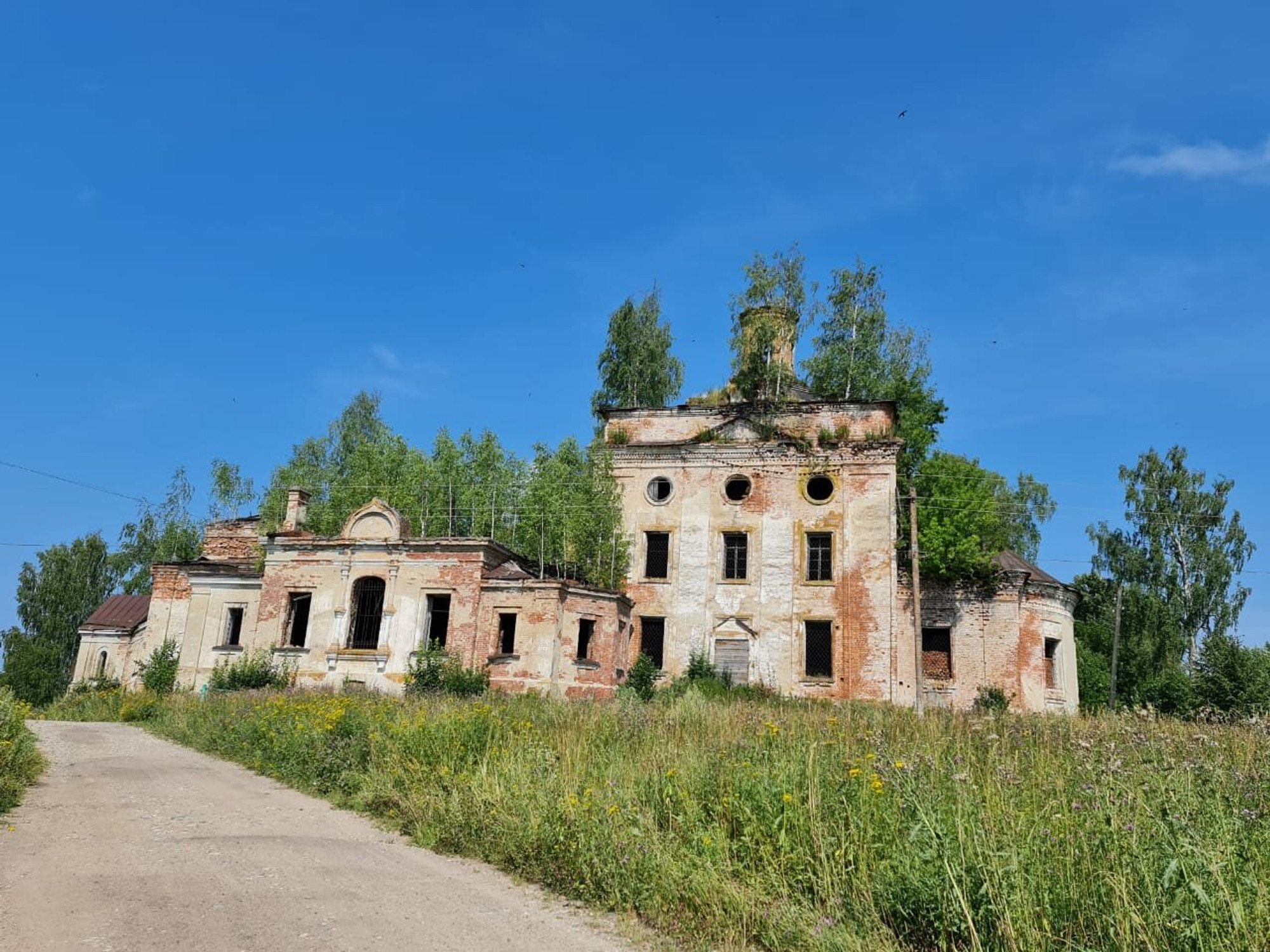 Церковь Николая Чудотворца на Дору (Православный храм)