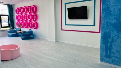 Студия детского праздника "Белый кролик" у Центрального стадиона