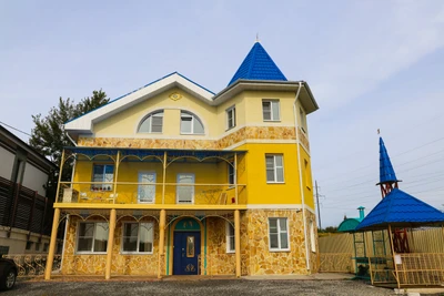 Золотой Клевер (Гостиница)