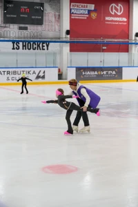 Школа фигурного катания SotkaSchool Аделины Сотниковой (Спортивная школа)