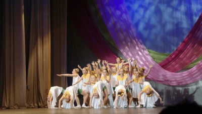 Коллектив эстрадного танца «Шарм-балет» для вашего мероприятия