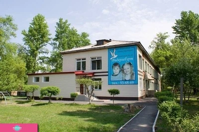 "Видергебурт", частная школа с углубленным изучением иностранных языков, школа раннего развития для детей 3-6 лет в Октябрьском округе, Омск 