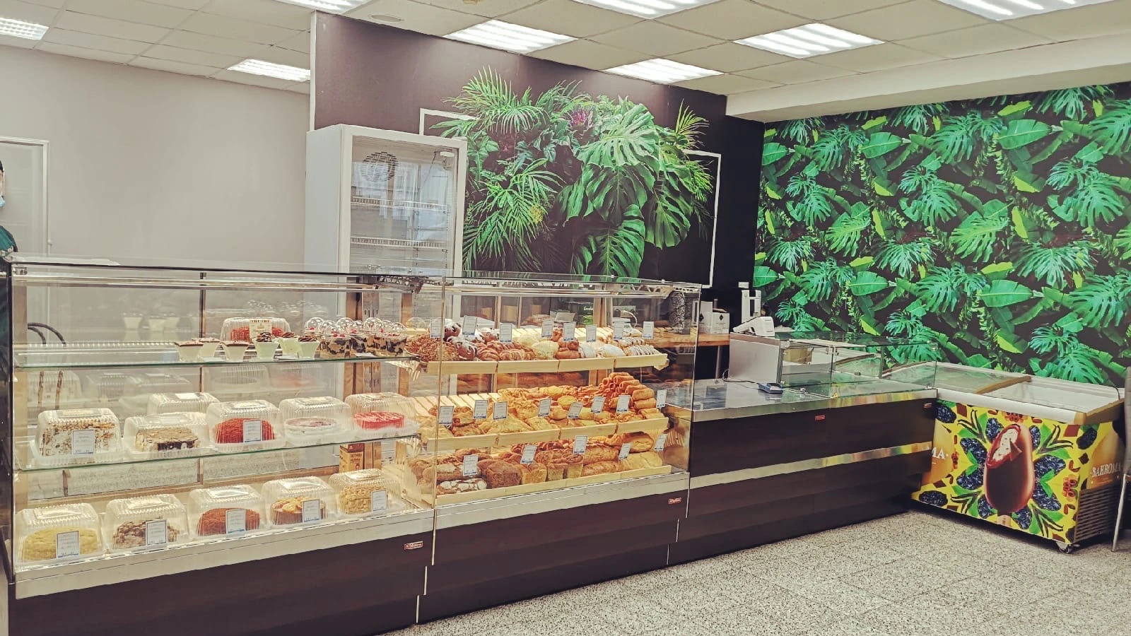 Кафе-кондитерская "Pizza Haus" в г. Верхняя Салда (ул. Сабурова, 6)