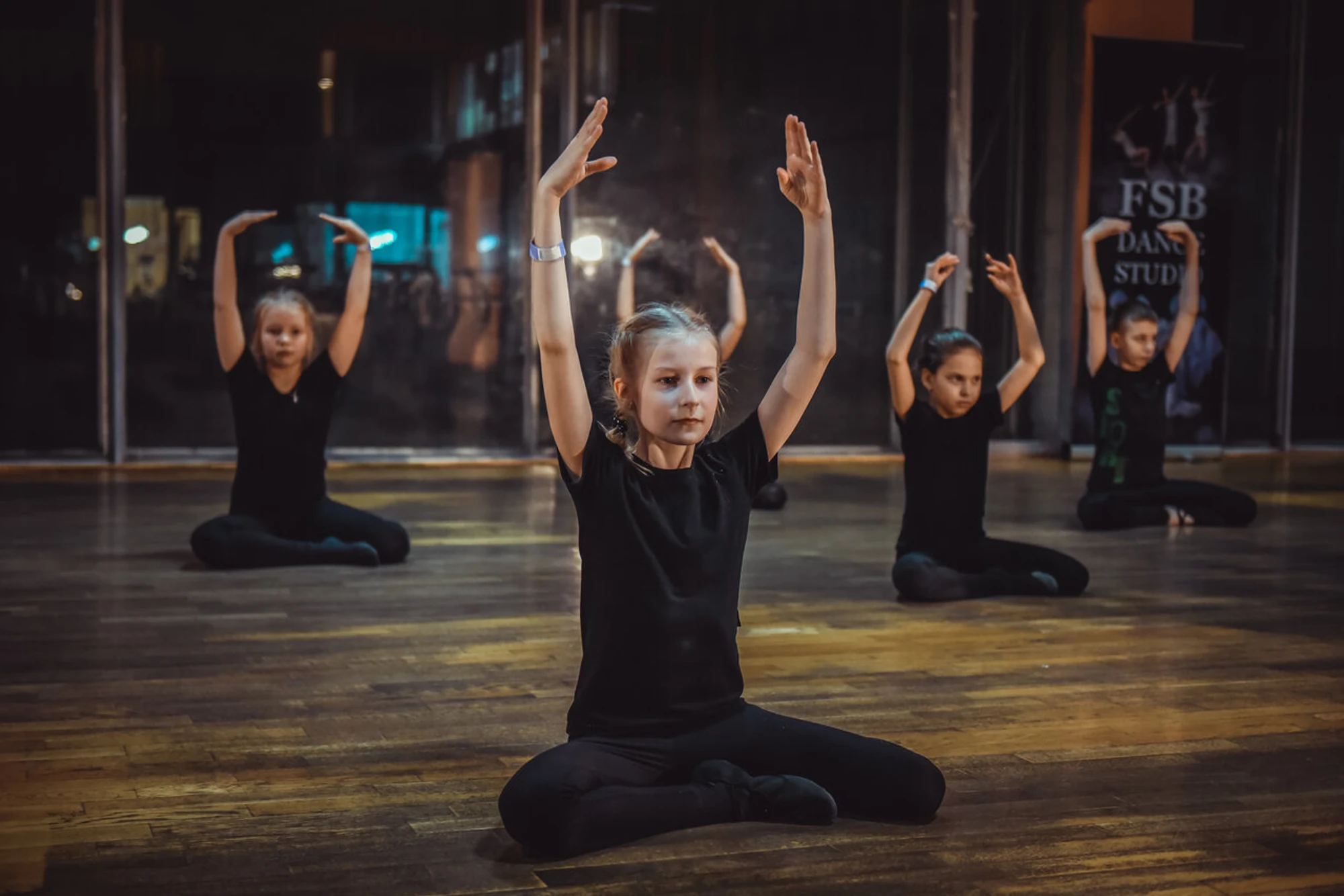 First Street Ballet dance studio (Школа танцев )