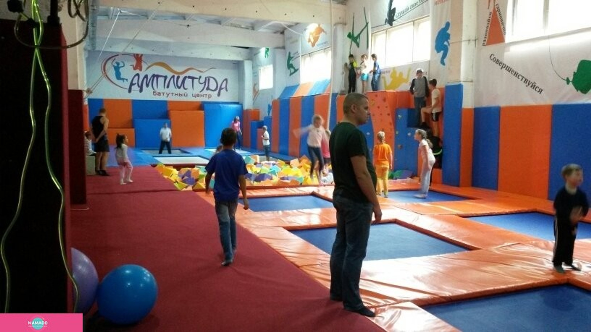 "Амплитуда", батутный центр, спортивно-развлекательный комплекс на Генерала Озерова, Калининград 
