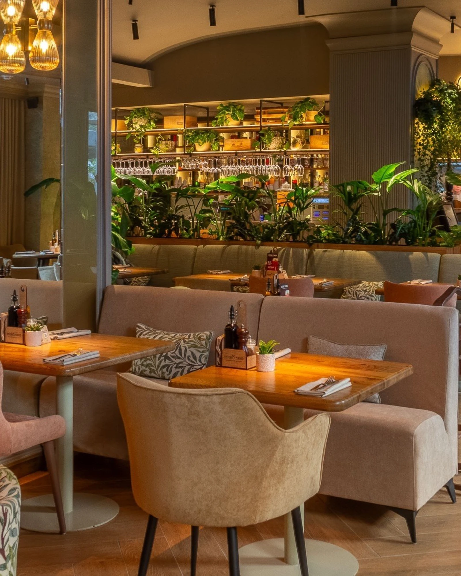 "Osteria Mario", итальянский семейный ресторан с детской комнатой