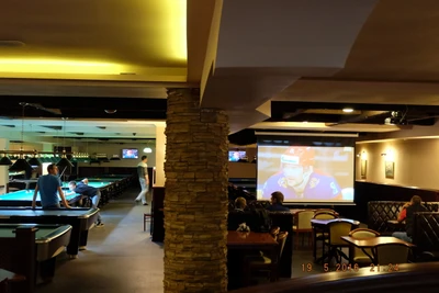 Штос (Бильярдный клуб )