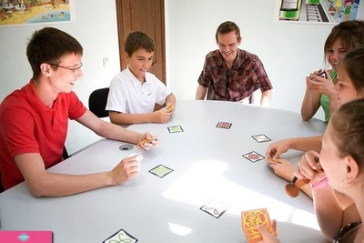 American English Expert, школа разговорного английского языка для детей от 2 лет и взрослых на Электросиле, СПб 