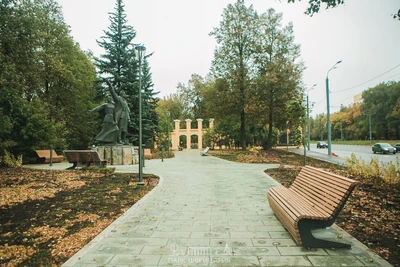 сквер Первых Маёвок (Сквер )