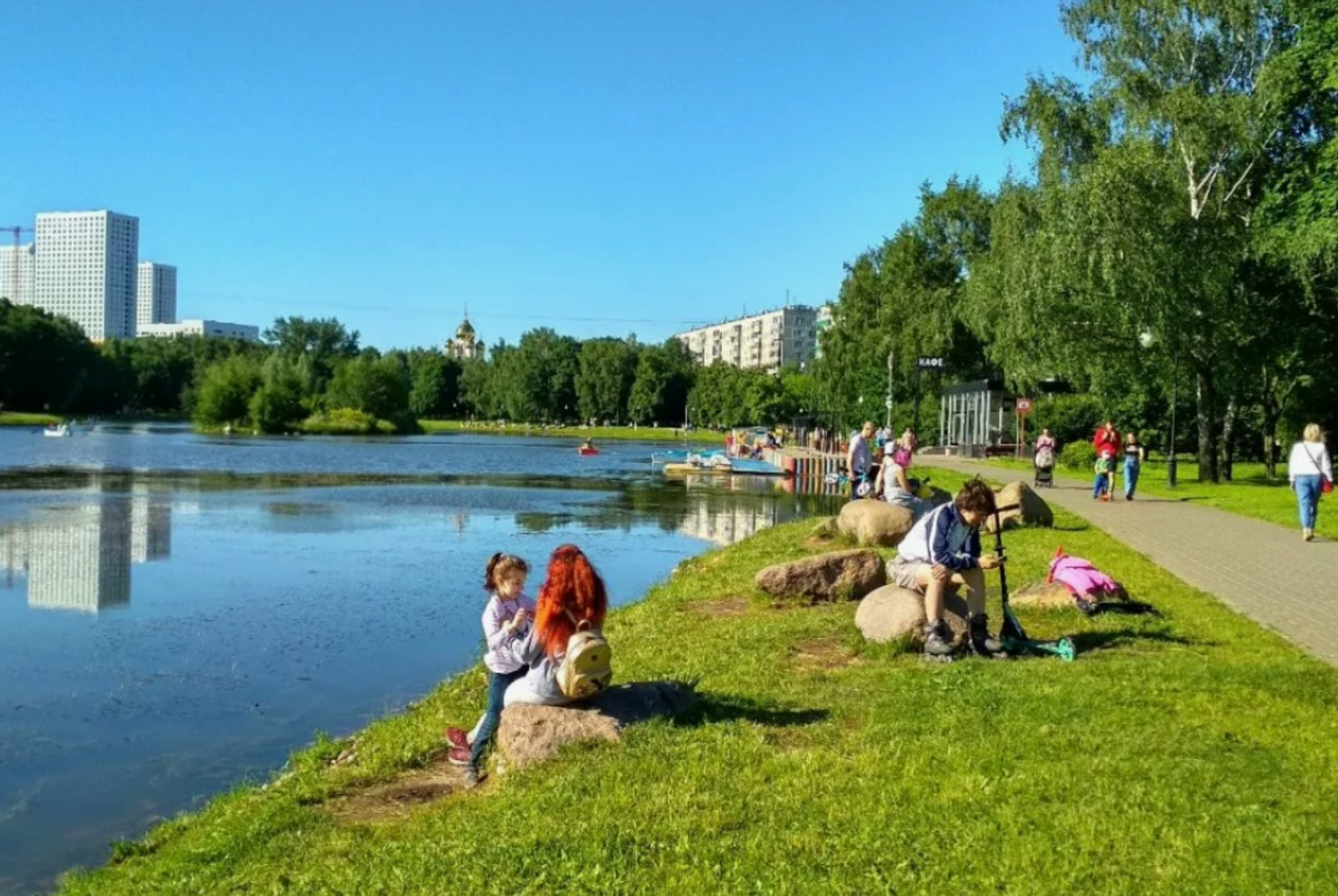 Летний кинотеатр в&nbsp; парке "Ангарские пруды"