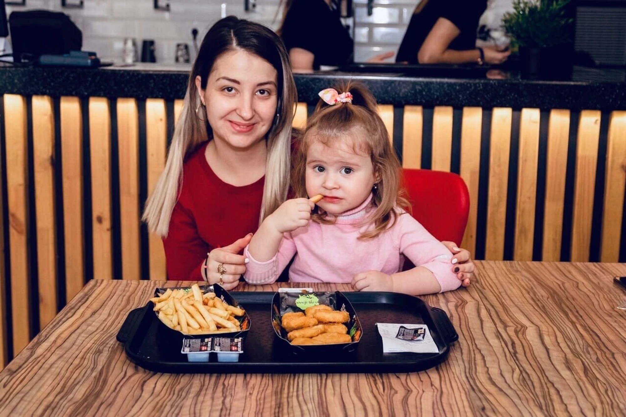 Жиши Суши (Суши-бар )