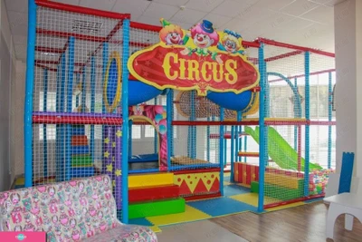 "Дом тролля", развлекательный центр для детей до 12 лет в поселке Трудовое, Владивосток 